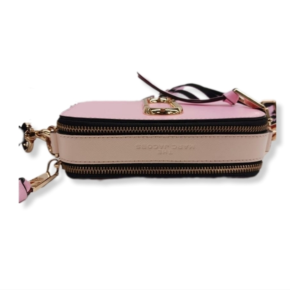Marc Jacobs Marc Jacobs The Snapshot Crossbody Bag- BarbieCore Pink - Picture 5 of 16